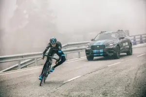 Jaguar F-Pace - Ammiraglia Team Sky al Tour de France 2015 - 4