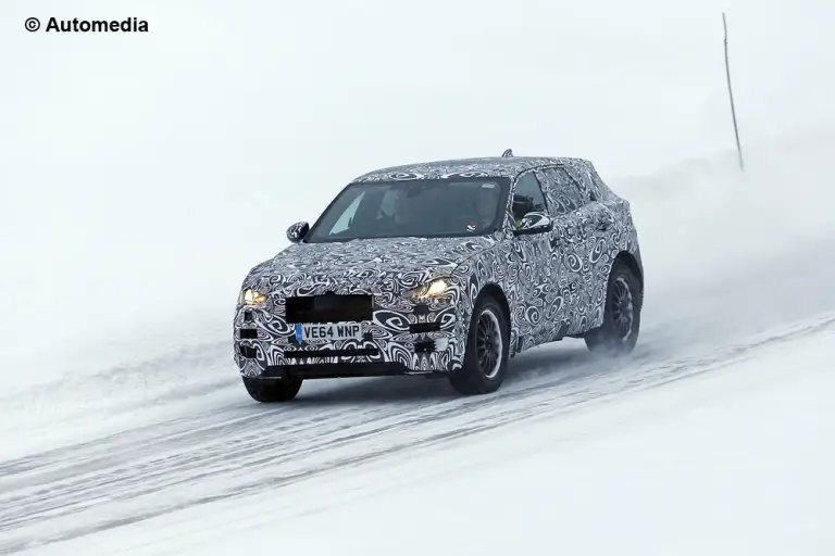 Jaguar F-Pace - Foto spia 05-02-2015 - 1