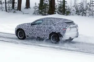 Jaguar F-Pace - Foto spia 05-02-2015 - 6