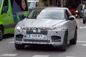 Jaguar F-Pace - Foto spia 12-9-2019