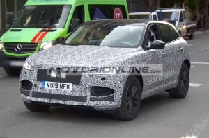 Jaguar F-Pace - Foto spia 12-9-2019
