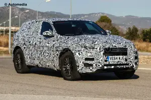 Jaguar F-Pace - Foto spia 16-01-2015