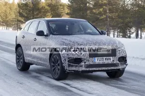 Jaguar F-Pace - Foto spia 6-3-2020