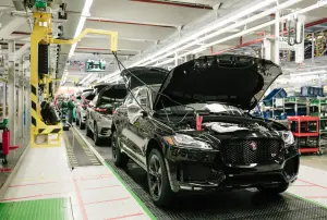 Jaguar F-Pace - Jose Mourinho - 2