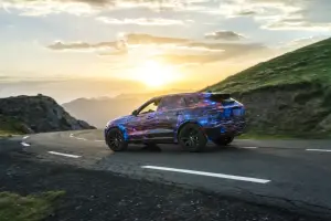 Jaguar F-Pace - nuova galleria di immagini - 2