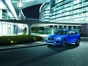 Jaguar F-Pace - nuova galleria di immagini - 30