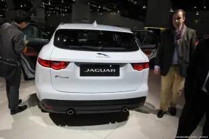 Jaguar F-Pace - Salone di Francoforte 2015