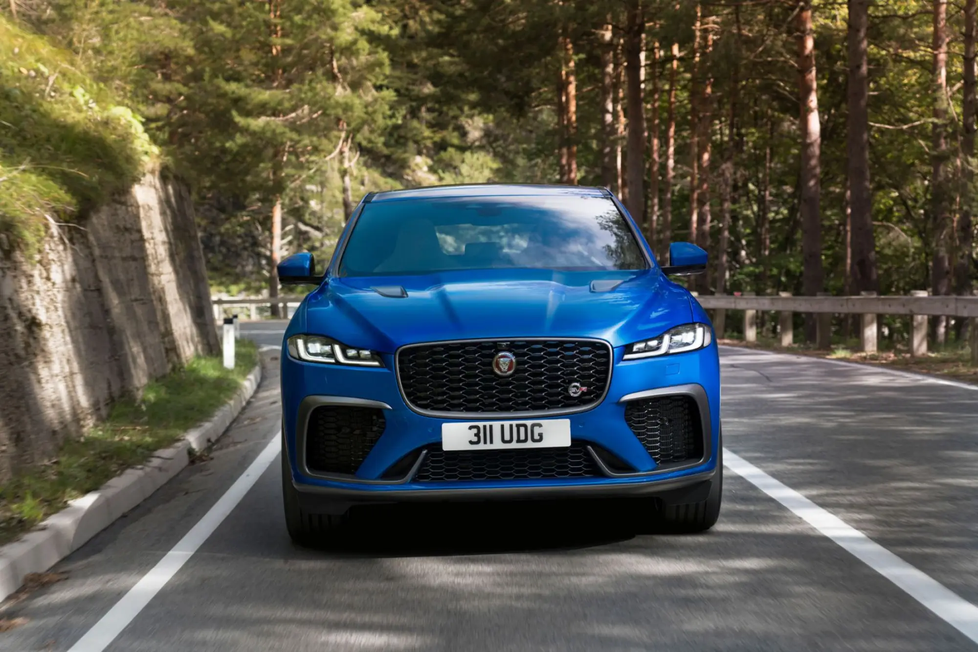 Jaguar F-Pace SVR 2021 - 3