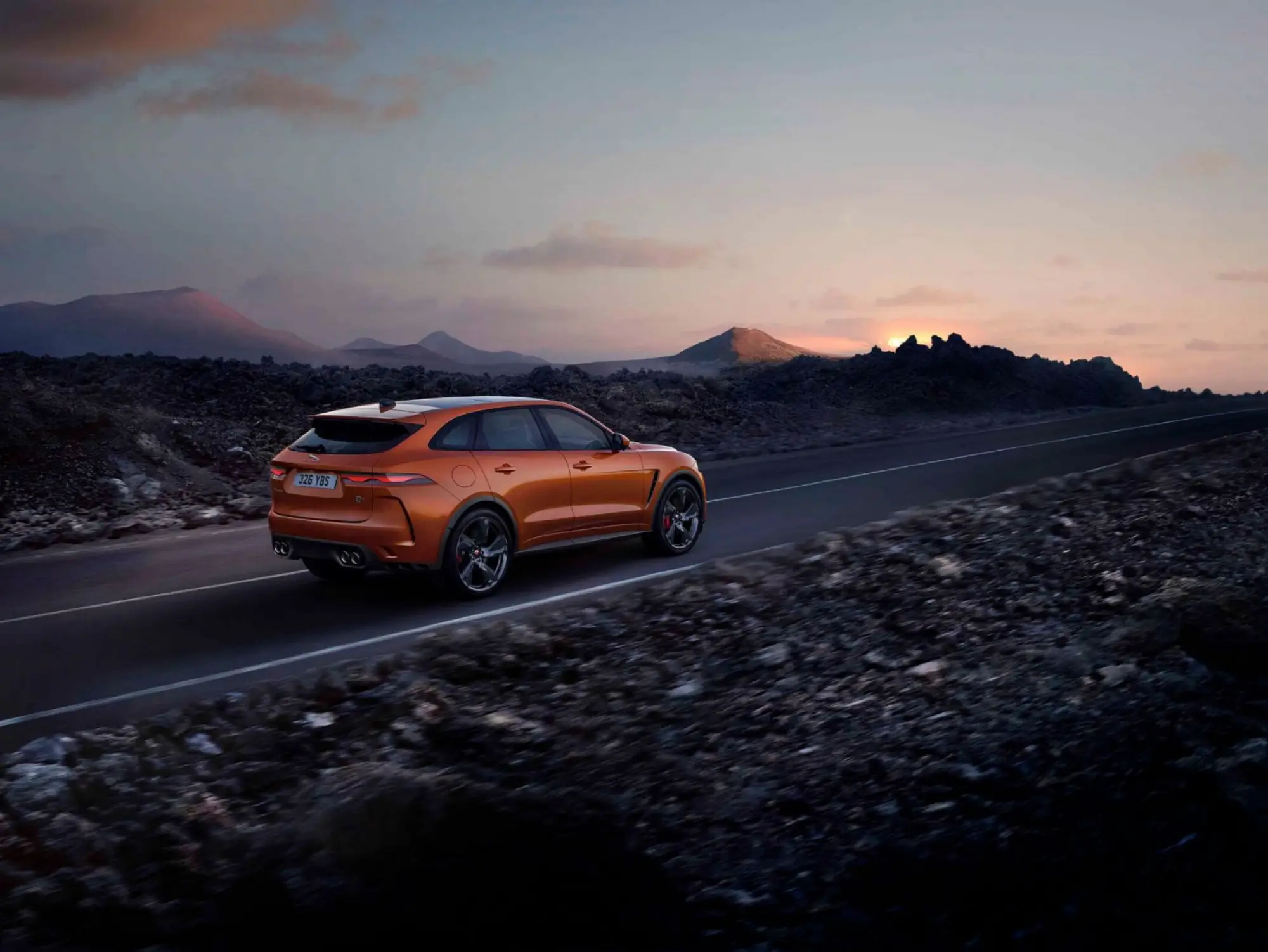 Jaguar F-Pace SVR 2021 - 32