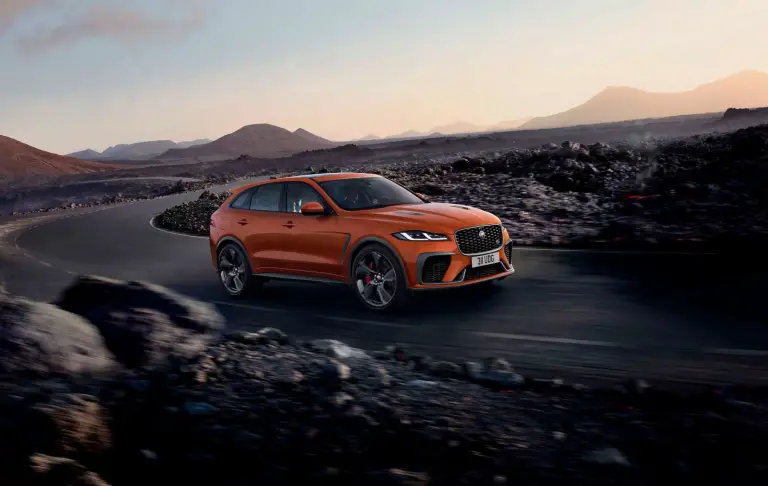 Jaguar F-Pace SVR 2021 - 34