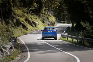 Jaguar F-Pace SVR 2021 - 6