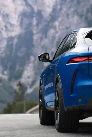 Jaguar F-Pace SVR 2021 - 4