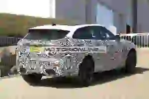 Jaguar F-Pace SVR facelift - foto spia 17-3-2020 - 7