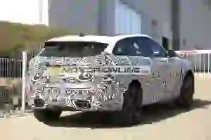 Jaguar F-Pace SVR facelift - foto spia 17-3-2020 - 8