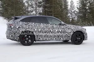 Jaguar F-Pace SVR - Foto spia 7-3-2020