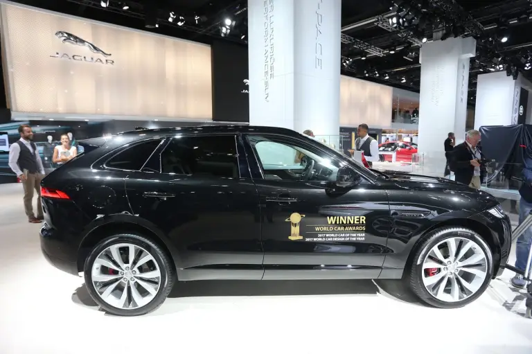 Jaguar F-Pace SVR - Salone di Francoforte 2017 - 3