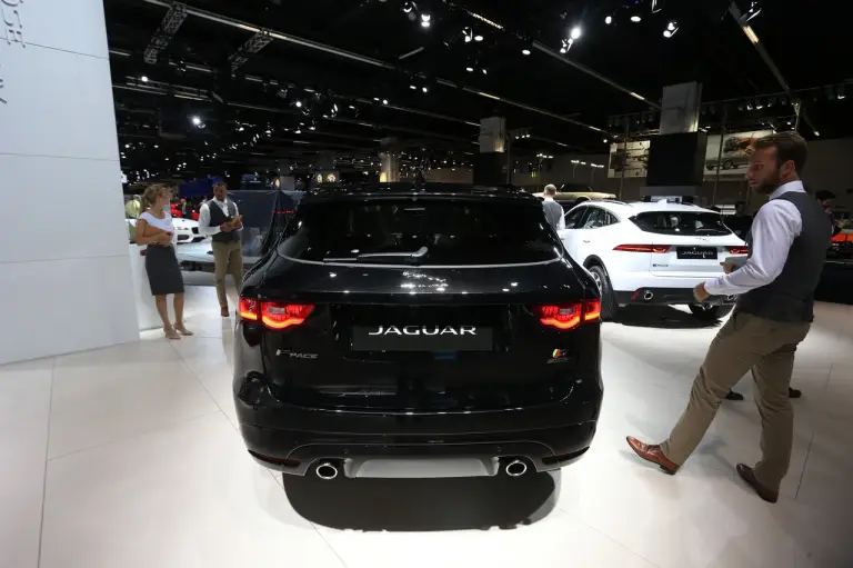 Jaguar F-Pace SVR - Salone di Francoforte 2017 - 5
