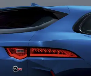 Jaguar F-Pace SVR - 27