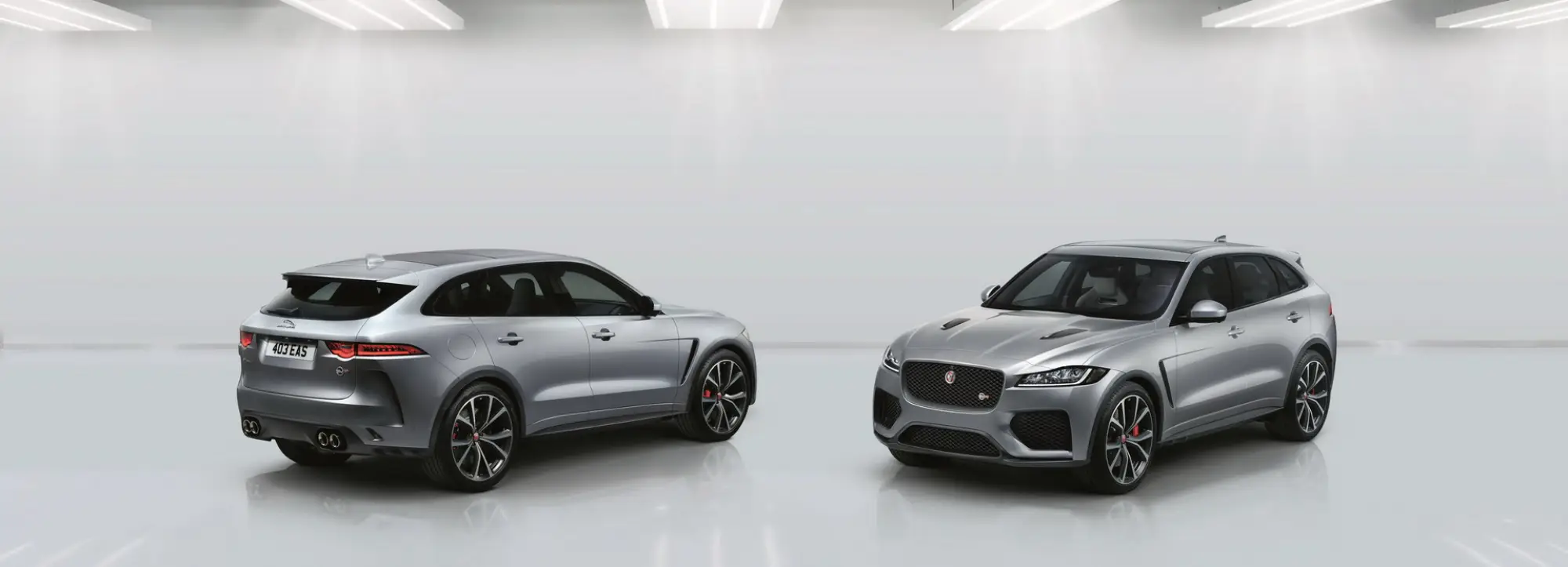 Jaguar F-Pace SVR - 3