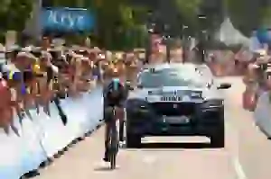 Jaguar F-Pace - Tour de France
