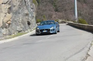 Jaguar F-Type 3.0 V6 S: prova su strada - 9