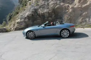 Jaguar F-Type 3.0 V6 S: prova su strada