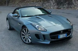 Jaguar F-Type 3.0 V6 S: prova su strada