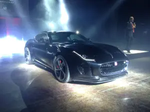 Jaguar F-Type Coupe - Anteprima Italiana