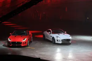 Jaguar F-Type Coupe - Salone di Los Angeles 2013 - 8