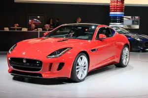 Jaguar F-Type Coupe - Salone di Los Angeles 2013 - 15