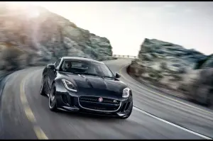 Jaguar F-Type Coupe - 12