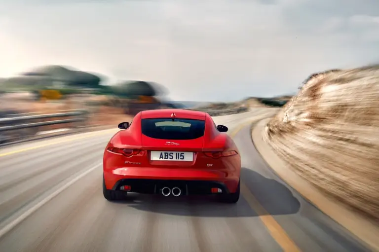 Jaguar F-Type Coupe - 34
