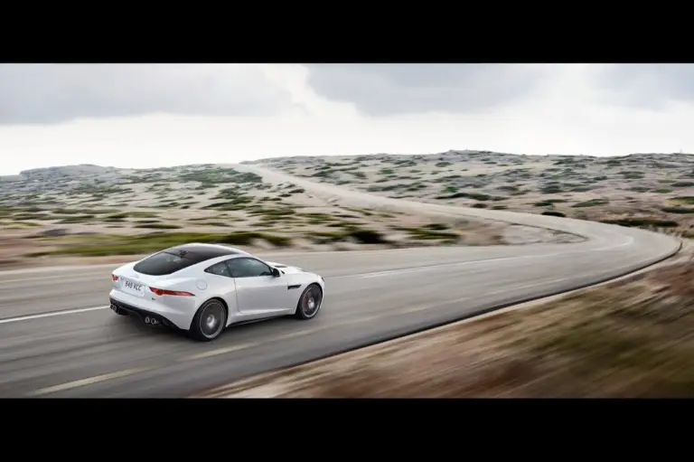 Jaguar F-Type Coupe - 42