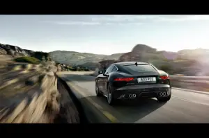 Jaguar F-Type Coupe - 45