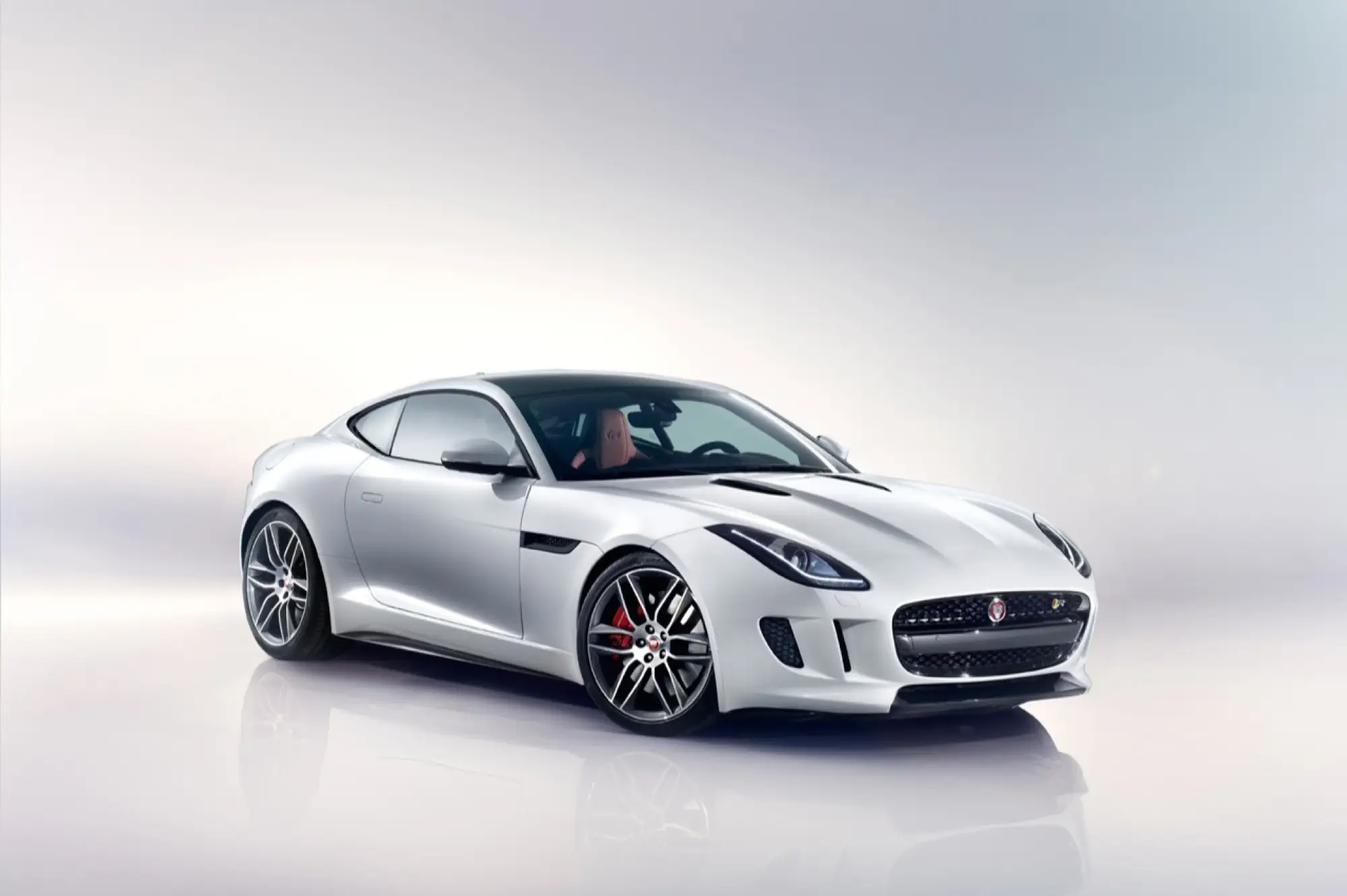 Jaguar F-Type Coupe - 63