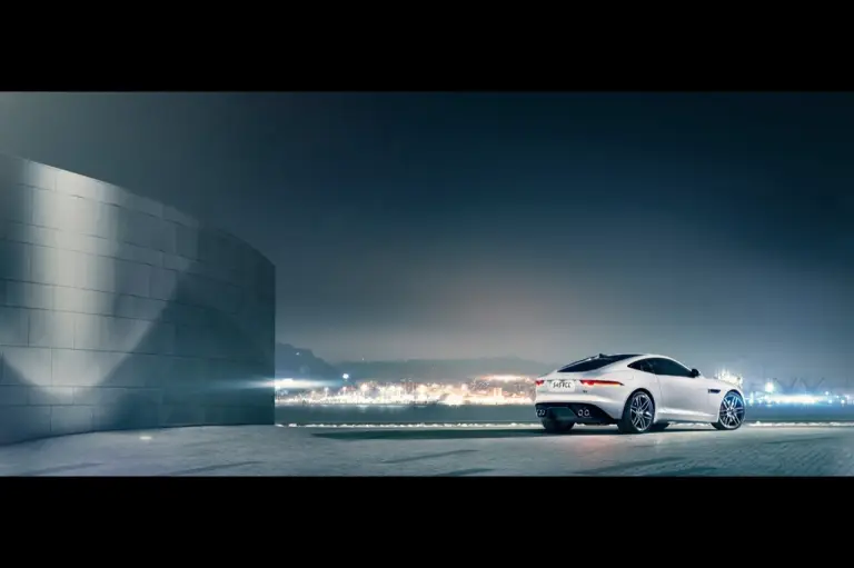 Jaguar F-Type Coupe - 74