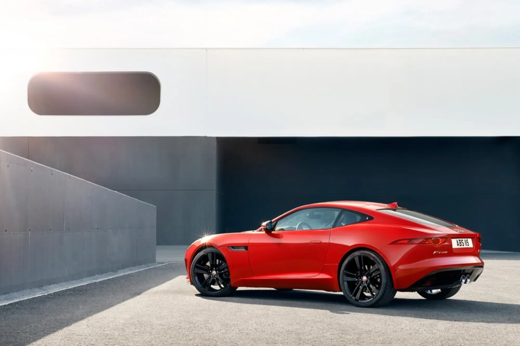 Jaguar F-Type Coupe - 76