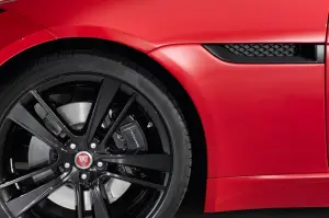 Jaguar F-Type Coupe - 96