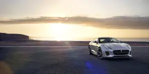 Jaguar F-TYPE MY 2018 - 15