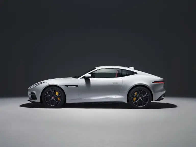 Jaguar F-Type MY 2018 - 23