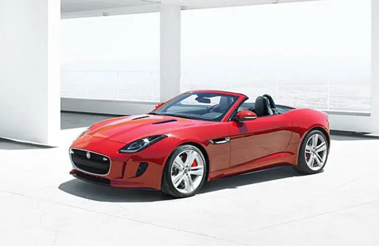 Jaguar F-Type nuove foto - 1