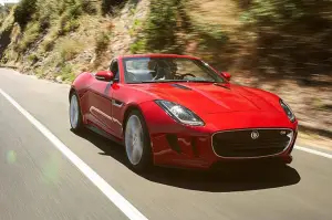 Jaguar F-Type nuove foto