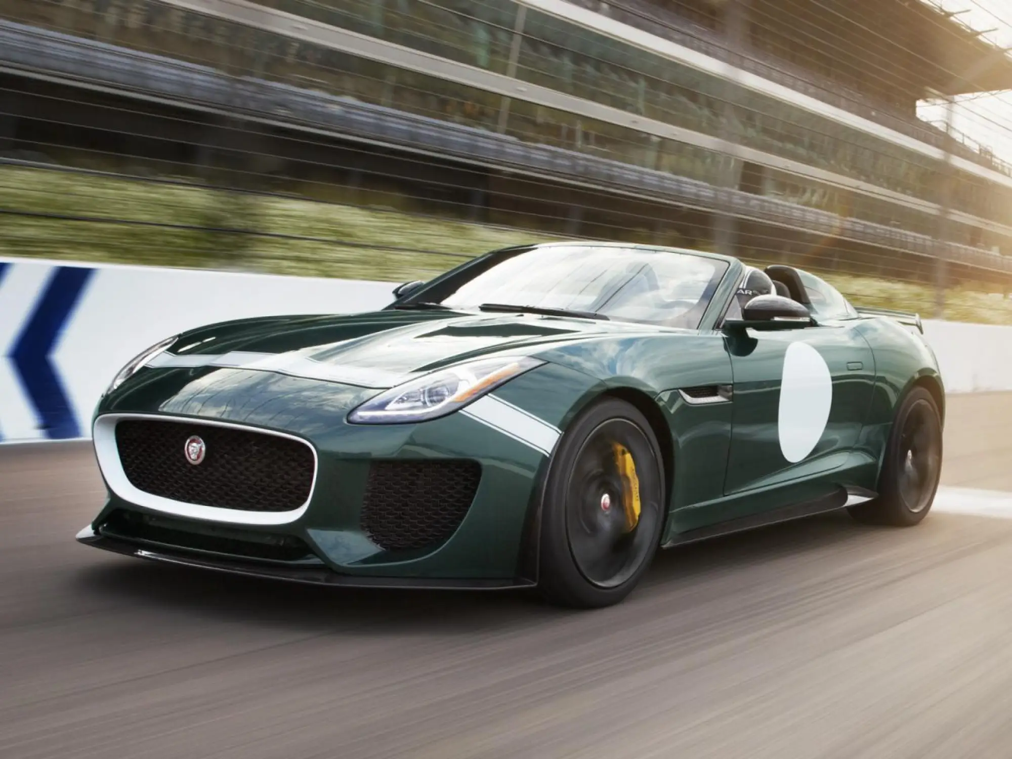 Jaguar F-Type Project 7 - 10