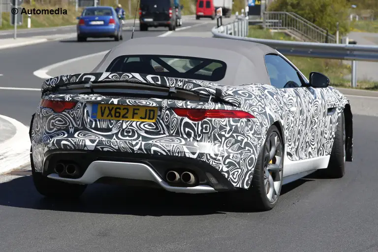 Jaguar F-Type RS - Foto spia 22-04-2014 - 6