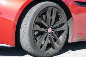 Jaguar F-Type S Coupe - Prova su strada 2014