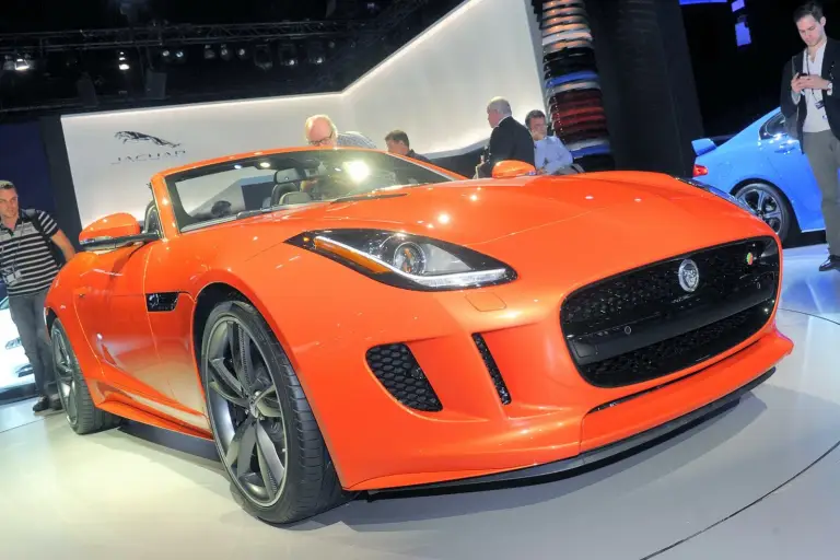 Jaguar F-Type - Salone di Los Angeles 2012 - 11