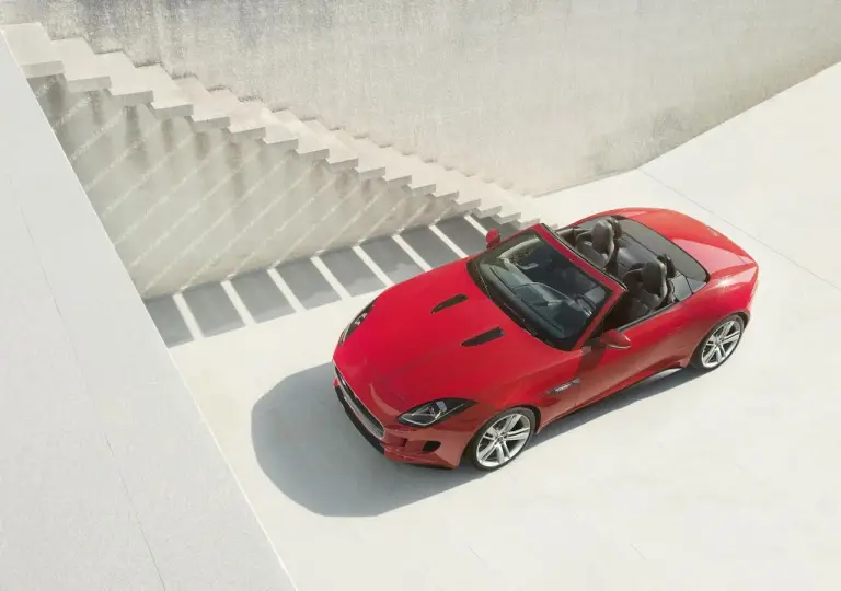 Jaguar F-Type - Salone di Parigi 2012 - 11