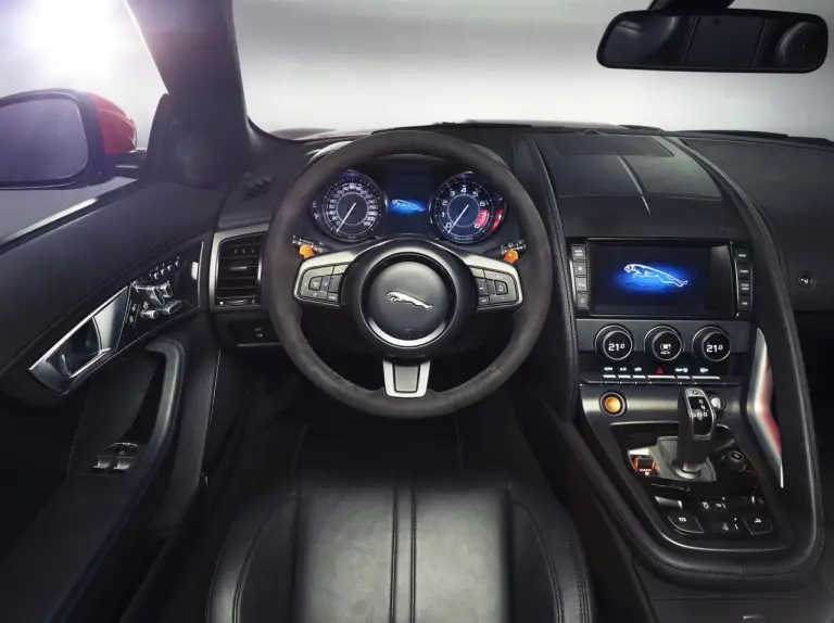 Jaguar F-Type - Salone di Parigi 2012 - 29