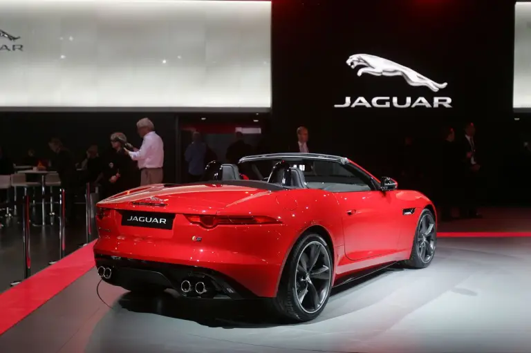 Jaguar F-Type - Salone di Parigi 2012 - 50