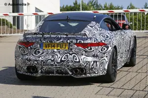 Jaguar F-Type SVR - Foto spia 07-07-2015
